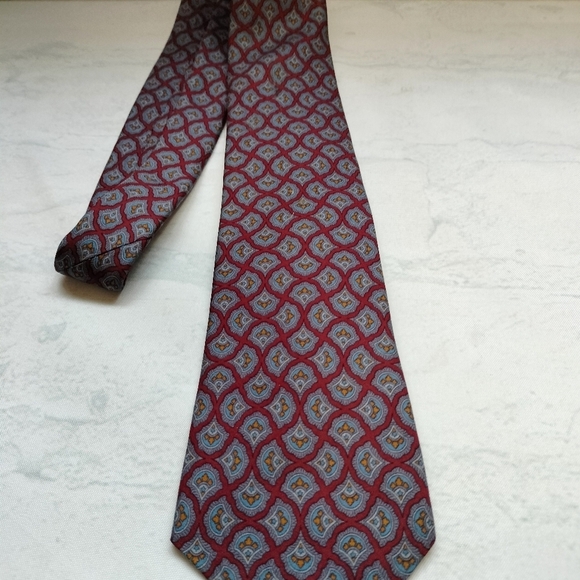 The Cotswold Collection J. S. Blank 100% Silk Necktie Tie Made in USA Burgundy - Picture 6 of 10